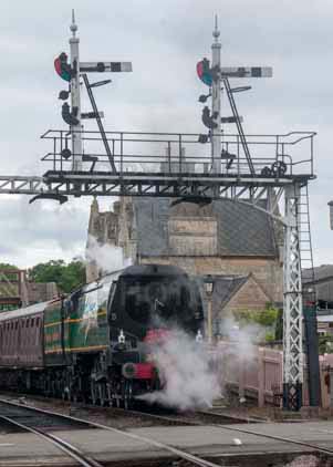 Purchase photo of 34081 92 SQUADRON at Nene Valley Railway